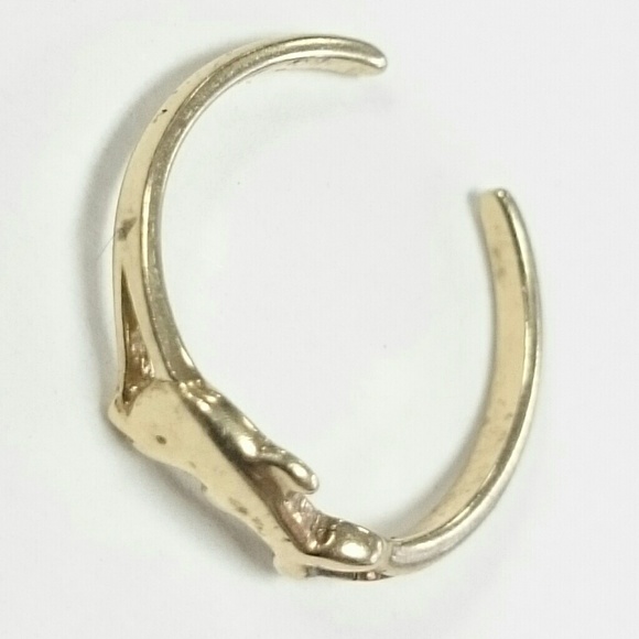 Solid 14k Yellow Gold Dolphin Toe Ring - Picture 4 of 5